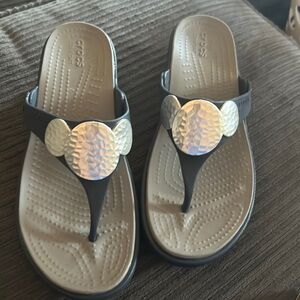 2/$15 🐭 Crocs Thong Wedge Sandals Mickey Mouse Ears